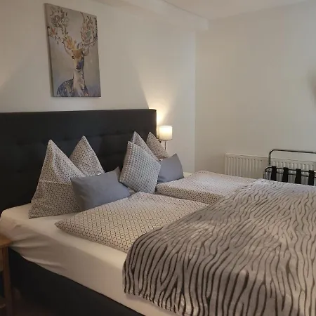 شقة Apartmenthaus Waldhorn *