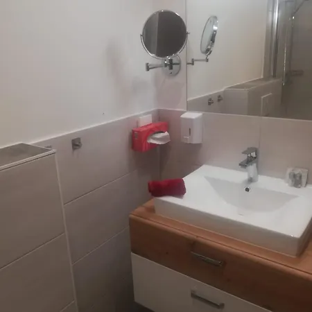 Apartmenthaus Waldhorn *