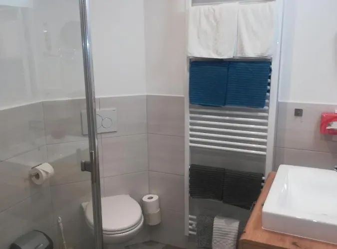 Apartmenthaus Waldhorn דירה *